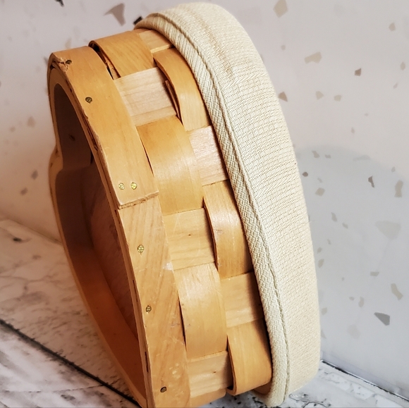 Taskets Renaissance Heart Basket with Fabric and Plastic Liner - Picture 8 of 9